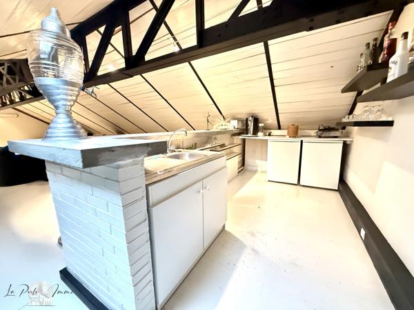 Villeneuve-les-Corbières (11360) Maison de Maître F6 de 460 m2 avec piscine et terrain de 1350 m2