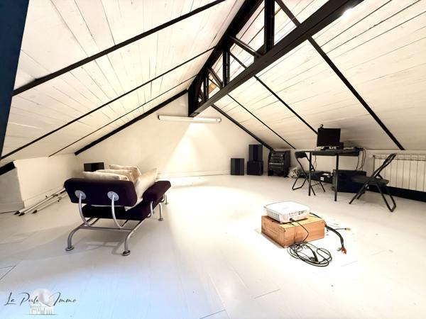 Villeneuve-les-Corbières (11360) Maison de Maître F6 de 460 m2 avec piscine et terrain de 1350 m2