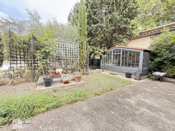 Villeneuve-les-Corbières (11360) Maison de Maître F6 de 460 m2 avec piscine et terrain de 1350 m2