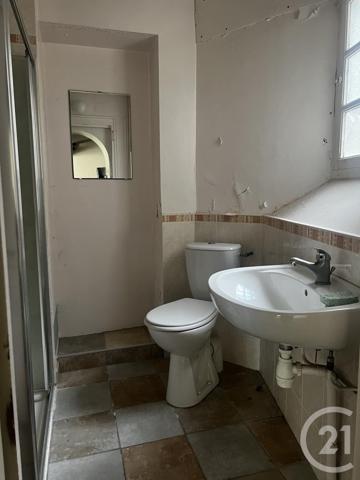 Appartement F4 à vendre  6 pièces - 153,68 m2 PARTHENAY - 79