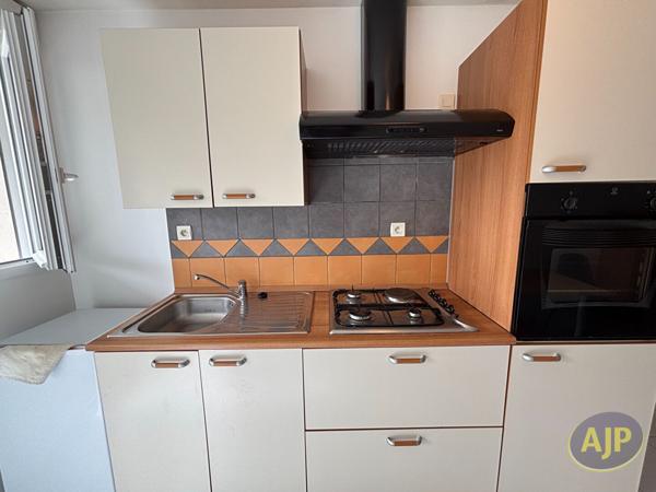 Location appartement Cholet : 426 € - AJP Immobilier Cholet