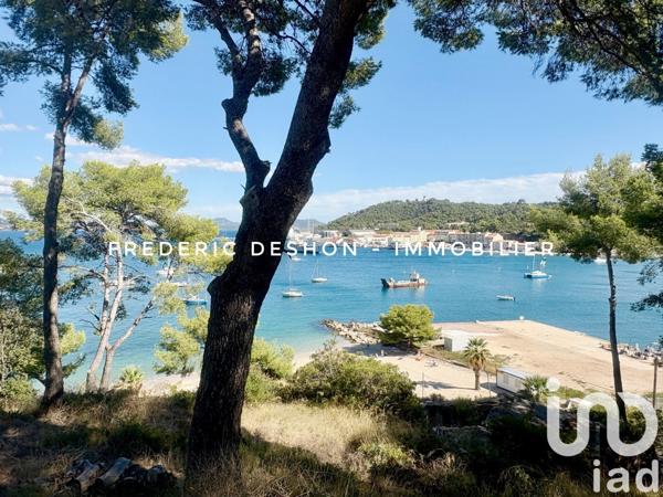 Appartement 2 pièces de 56 m² à Saint-Mandrier-sur-Mer (83430)