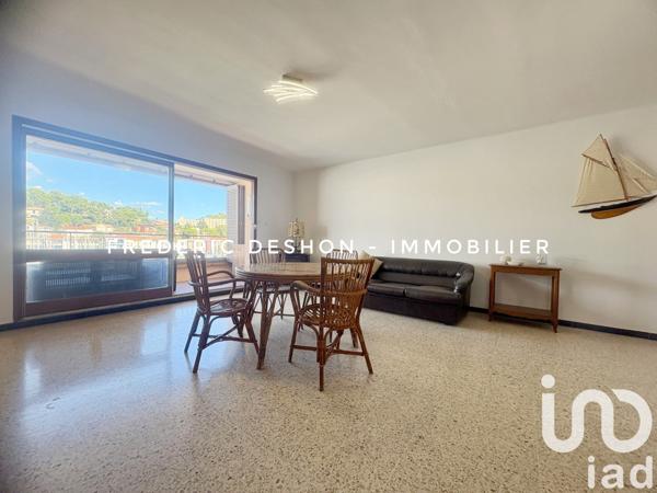 Appartement 2 pièces de 56 m² à Saint-Mandrier-sur-Mer (83430)