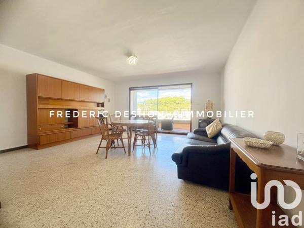 Appartement 2 pièces de 56 m² à Saint-Mandrier-sur-Mer (83430)