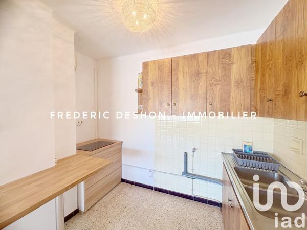 Appartement 2 pièces de 56 m² à Saint-Mandrier-sur-Mer (83430)
