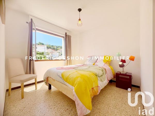 Appartement 2 pièces de 56 m² à Saint-Mandrier-sur-Mer (83430)