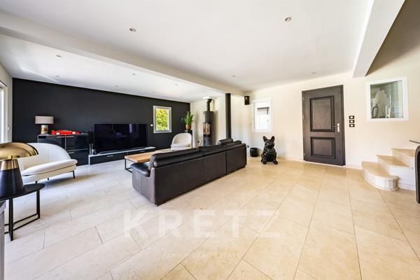 RARE  SUR SECTEUR PRISE - CONTEMPORAINE FAMILIALE AVEC PISCINE - AUX PORTES DE DIJON