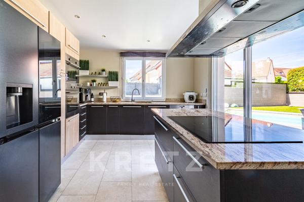 RARE  SUR SECTEUR PRISE - CONTEMPORAINE FAMILIALE AVEC PISCINE - AUX PORTES DE DIJON