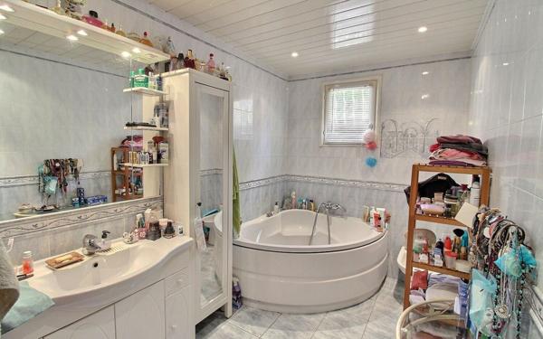 Maison à vendre    4 pièces •  Marseille 15