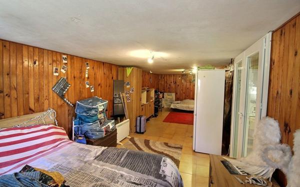 Maison à vendre    4 pièces •  Marseille 15