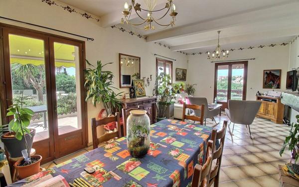 Maison à vendre    4 pièces •  Marseille 15