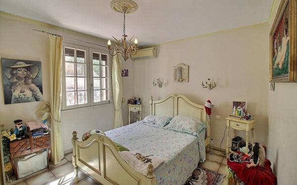 Maison à vendre    4 pièces •  Marseille 15