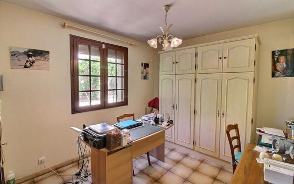 Maison à vendre    4 pièces •  Marseille 15