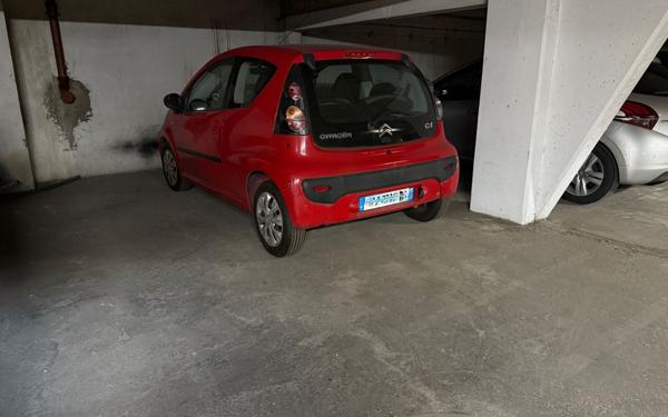 Stationnement à vendre    15,68 m2 Paris 13