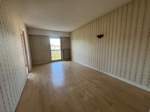 T3 RESIDENCE SECURISE EN HYPER CENTRE