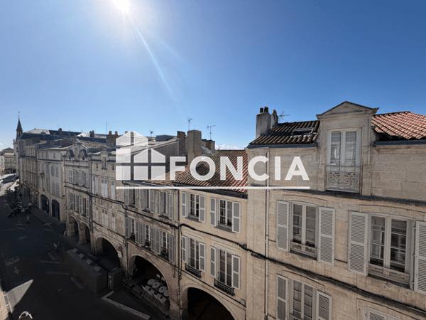 Location Appartement meublé 2 pièces 38.28 m² - La Rochelle 17000