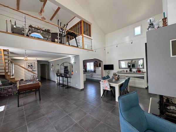Le Gua - Villa familiale avec piscine et prestations haut de gamme Le gua