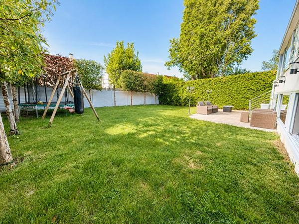 Maison familiale rénovée de 225 m2 - proche gare