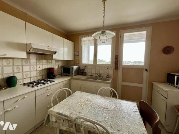 ZOLA - T3 AVEC STATIONNEMENT ET CAVE