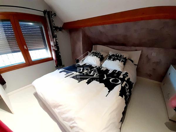 EXCLUSIVITÉ, MAISON INDÉPENDANTE AVEC GARAGE et grand jardin