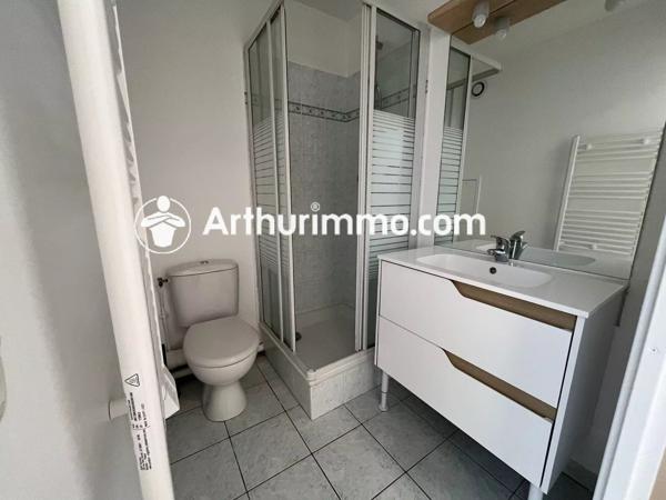 Location                                                      Appartement
                        
                     2 pièces                      35 m2                     à Moissy-Cramayel