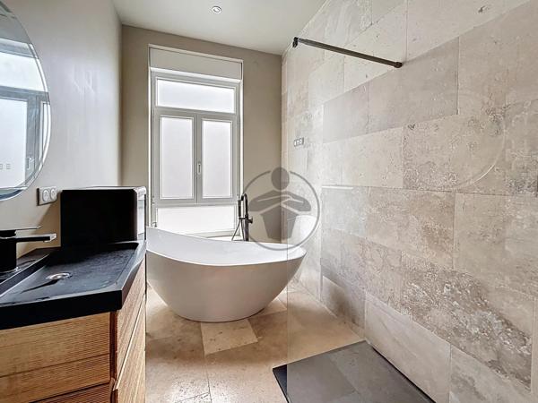 Vente Maison 7 pièces 185 m2 à Saint-Quentin