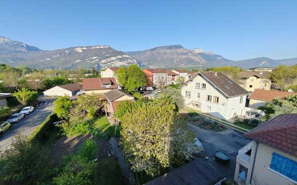 Appartement à vendre    4 pièces • 57,96 m2 Saint-Martin-le-Vinoux