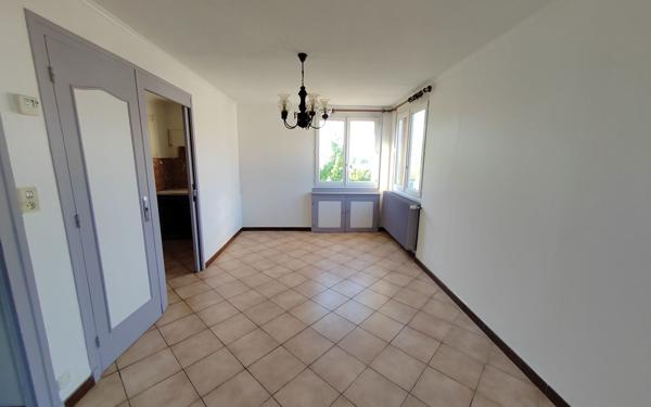 Appartement à vendre    4 pièces • 57,96 m2 Saint-Martin-le-Vinoux