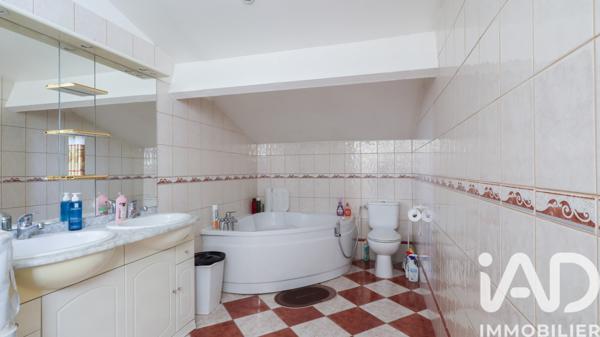 Maison à vendre 8 pièces 162,89 m² Vitry-sur-Seine