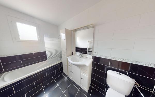 Maison à vendre    5 pièces • 94,07 m2 Reyrieux