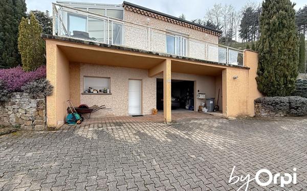 Maison à vendre    7 pièces •  Chamalières