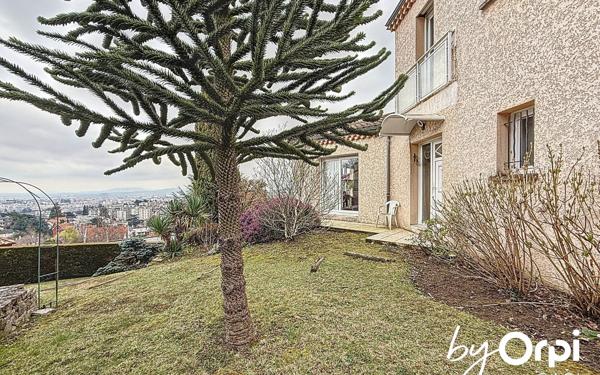 Maison à vendre    7 pièces •  Chamalières