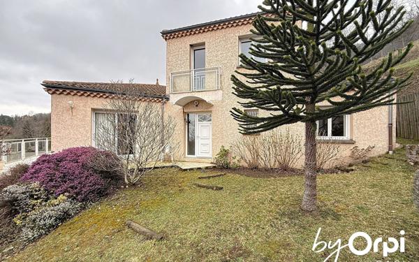 Maison à vendre    7 pièces •  Chamalières