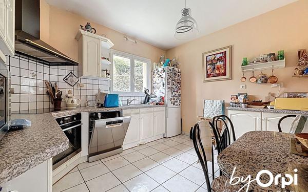 Maison à vendre    7 pièces •  Chamalières