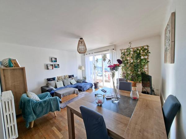 Appartement lumineux avec balcon et garage !