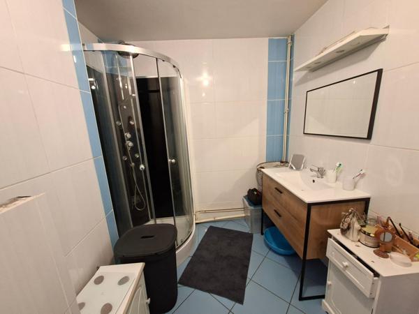 Appartement lumineux avec balcon et garage !