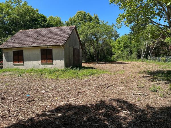 Terrain de 3 041m² constructible
