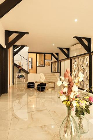 Maison à BEAUMONT-DE-LOMAGNE, 82500 - 3 pièces 230m²