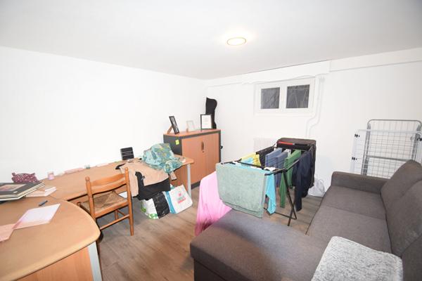 MAISON RENOVEE AVEC VUE DEGAGEE