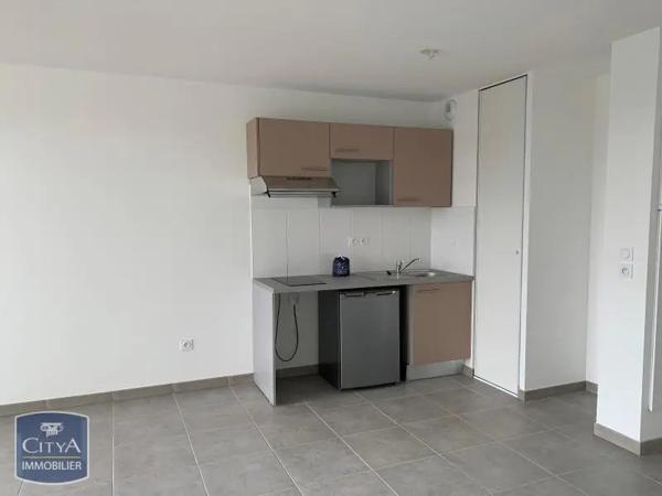 Appartement à louer 2 pièces 40.61m² Mondonville (31700)