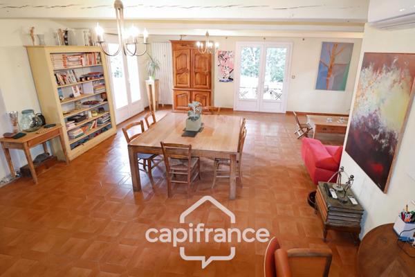 Maison à vendre 7 pièces LA CADIERE D'AZUR (83)