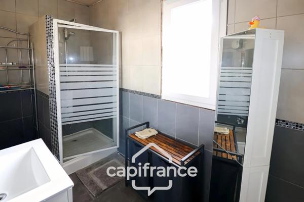 Maison à vendre 7 pièces LA CADIERE D'AZUR (83)