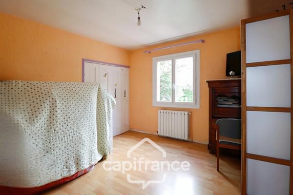 Maison à vendre 7 pièces LA CADIERE D'AZUR (83)