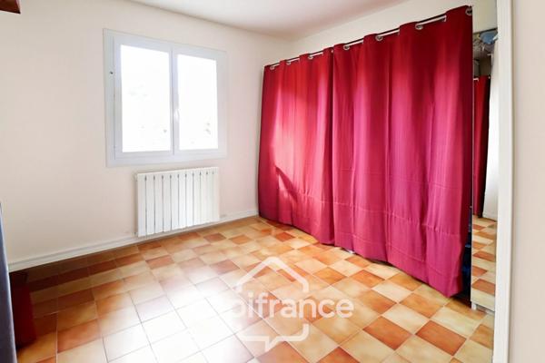 Maison à vendre 7 pièces LA CADIERE D'AZUR (83)