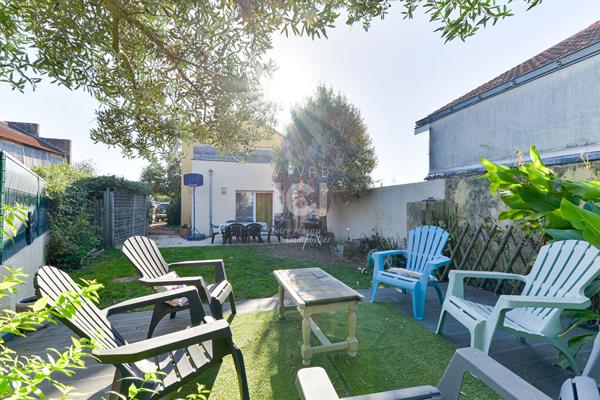 Maison - 6 pièces - 165 m²