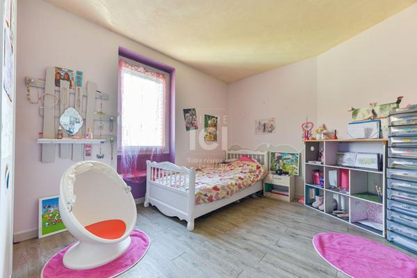 Maison - 6 pièces - 165 m²