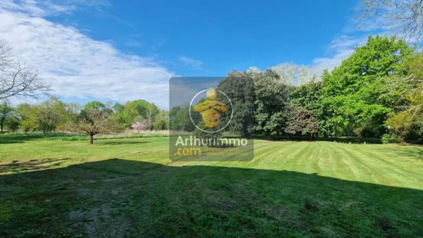 Vente Propriété 11 pièces 270 m2 à Le Pellerin