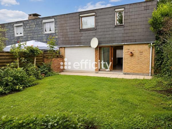 Maison
         4 pièces
        - 91 m² 262 000 € *
