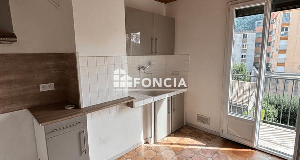 Location Appartement 3 pièces 67.45 m² - Digne-les-bains 04000