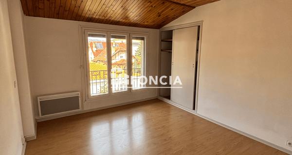Location Appartement 3 pièces 67.45 m² - Digne-les-bains 04000